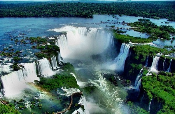 cataratas-del-iguazu-Argentina