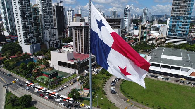 Panama (Imagen Torpical Adventure)