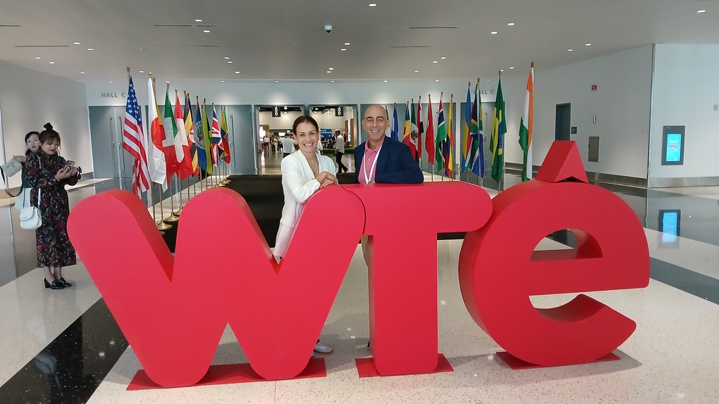 Adriana Ron Pedrique y Javier Palencia