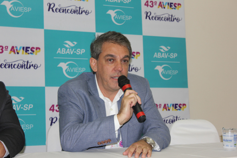 Fernando-Santos-presidente-da-Abav-SP