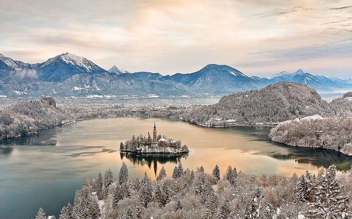 RELAIS & CHÂTEAUX_zimsko_jutro_winter_morning_