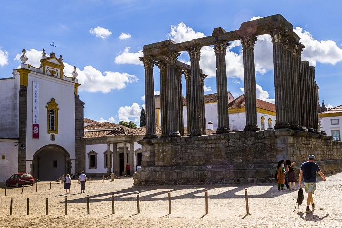 Templo Romano1 - Evora - Credito Turismo do Alentejo(1)