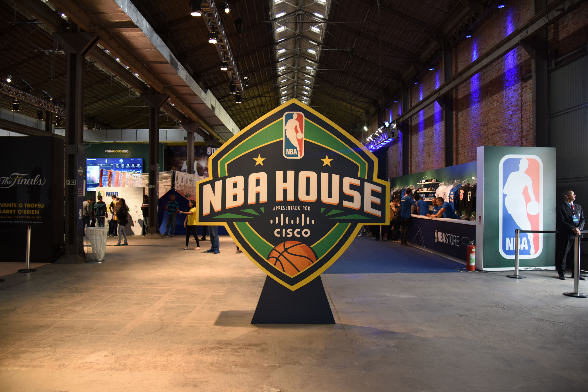 American Airlines promove espaço especial na NBA House