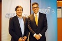 Mariano Recalde, Presidente de AA e Paulo Kakinoff, CEO da GOL Aerolíneas Argentinas e GOL apresentaram seu acordo de voos em códigocompartilhado