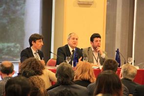 A Associação Espanhola de Profissionais do Turismo terá conversas com jovens em formação até 2015