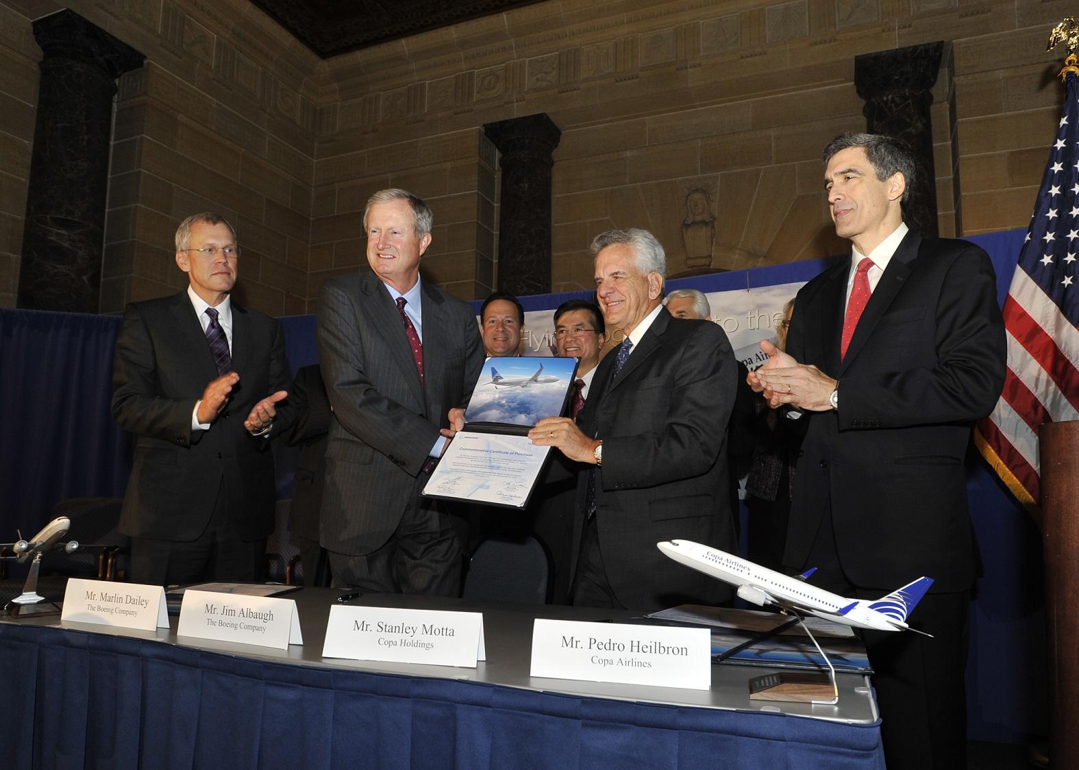 Compra de US$ 2,6 bilhões, é o maior pedido de aeronaves na história da Copa Airlines Copa Airlines anuncia nova encomenda de 32 aeronaves Boeing 737-800 Next Generation