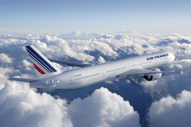 Moderna e confortável, a aeronave chega para renovar a frota 200º Boeing chegou ao aeroporto Charles de Gaulle, em Paris