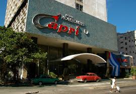 Cuba reabre o hotel "Capri" com a "onda retro" de Havana dos anos 50