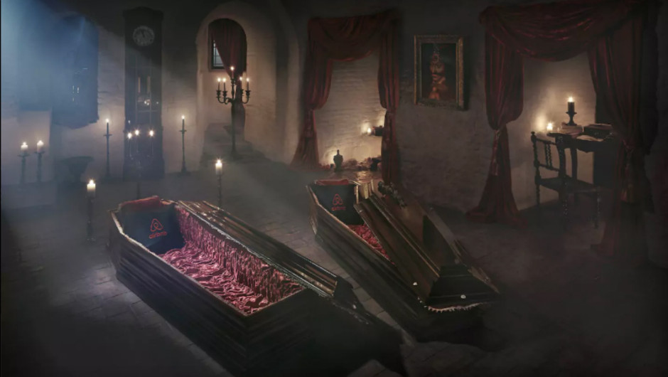 Airbnb oferece estadia no Castelo do Drácula no Halloween