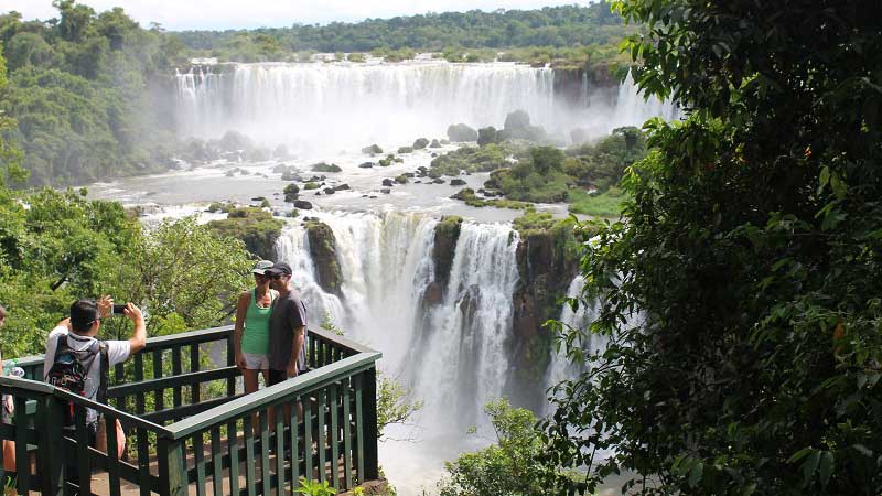 Brasil e Argentina promovem as Cataratas do Iguaçu