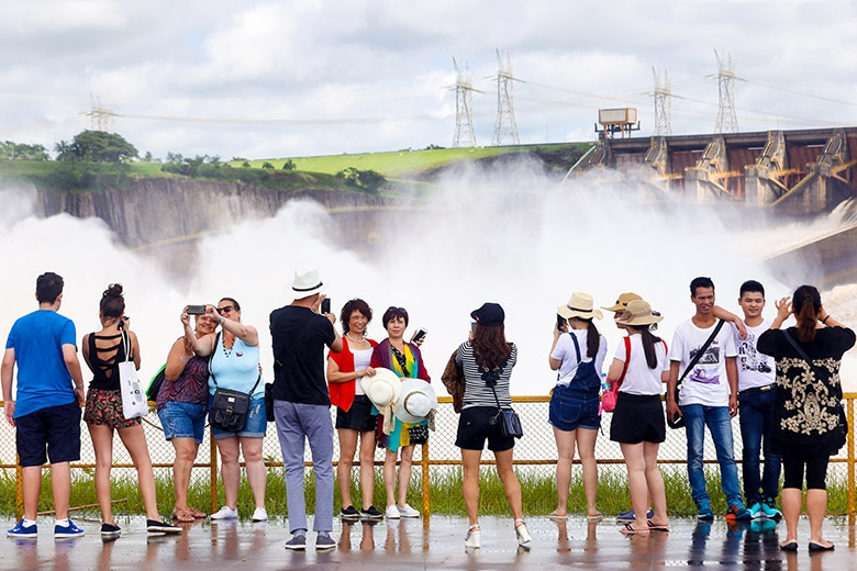 Os atrativos turísticos de Itaipu receberam 390.303 visitantes no primeiro semestre deste ano