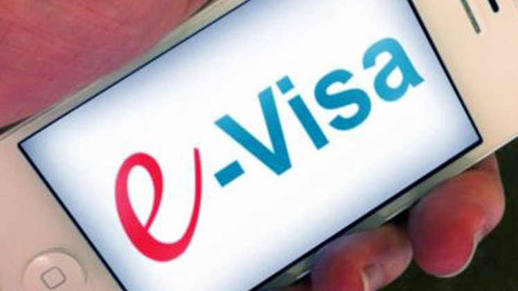 Brasil põe em prática novo sistema de visto