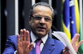 Henrique Alves, novo Ministro de Turismo do Brasil Brasil muda ministro do Turismo Henrique Alves substitui Vinícius Lajes