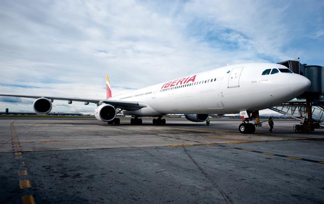 Mais Iberia com destino Panamá