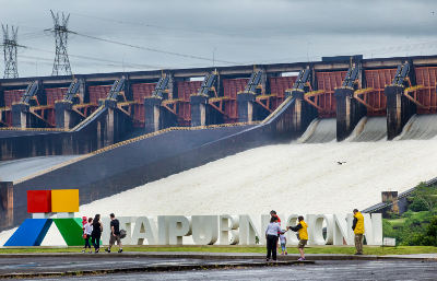  Itaipu espera 15 mil turistas no carnaval