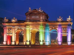 Madri acolherá a 31ª Convenção Mundial de Turismo Gay 2014