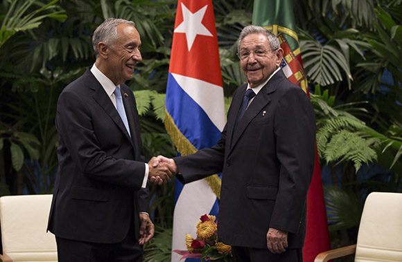 Marcelo e Raúl Castro querem reforçar relações entre Portugal e Cuba