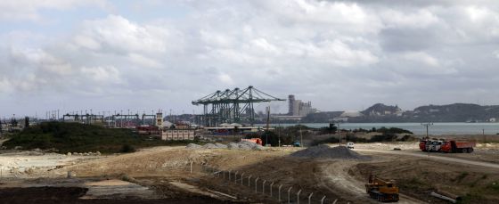 Vista das obras de ampliação do porto de Mariel. Cuba aposta no porto de Mariel