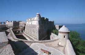 (Santiago de Cuba em contagem regressiva: 361 dias) Verão no Castelo do Morro da cidade