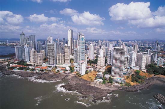 Panamá projeta crescimento econômico de até 9% em 2011