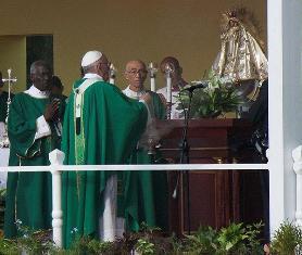 Papa Francisco realça positiva aproximação entre Cuba e os Estados Unidos