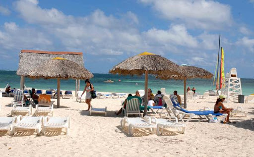 Em Cuba: Seminário sobre Turismo, Desenvolvimento e Sustentabilidade