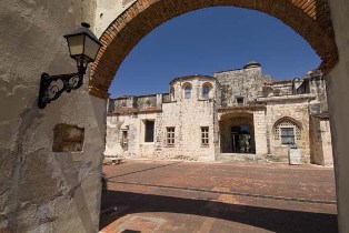 Santo Domingo colonial República Dominicana poderia receber sete ou oito milhões de turistas segundo empresário