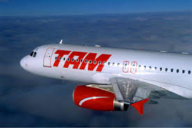TAM pretende operar entre quatro e seis destinos regionais adicionais por ano a partir de 2015. TAM investirá US$ 4.600 mihões em compra de aviões até 2018
