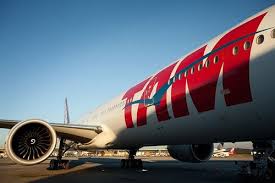 TAM celebra em seu primeiro ano em oneworld