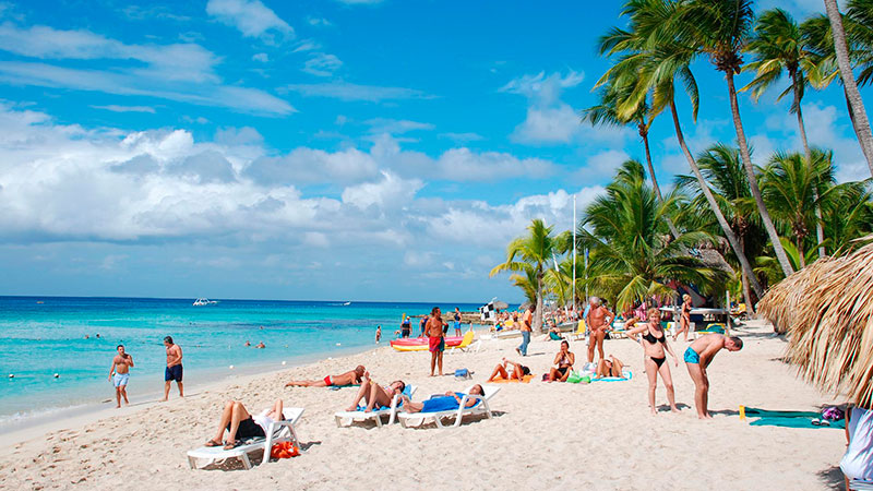 Cresce em quatro por cento chegada de turistas a Dominicana