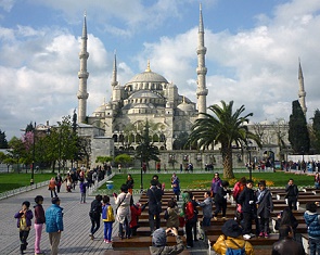 A Turquia bate recorde de turistas portugueses Chegadas de turistas portugueses à Turquia atingem até Novembro um novo recorde anual