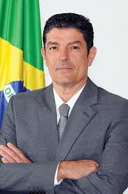 Vinícius Lage mantem-se como Ministro de Turismo do Brasil Presidente do Brasil mantém ministro do Turismo