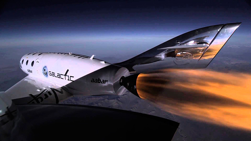 Virgin Galactic prova seu foguete novo para turismo espacial