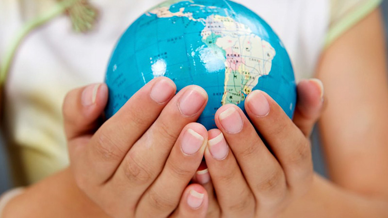 Turismo internacional mantém forte ímpeto